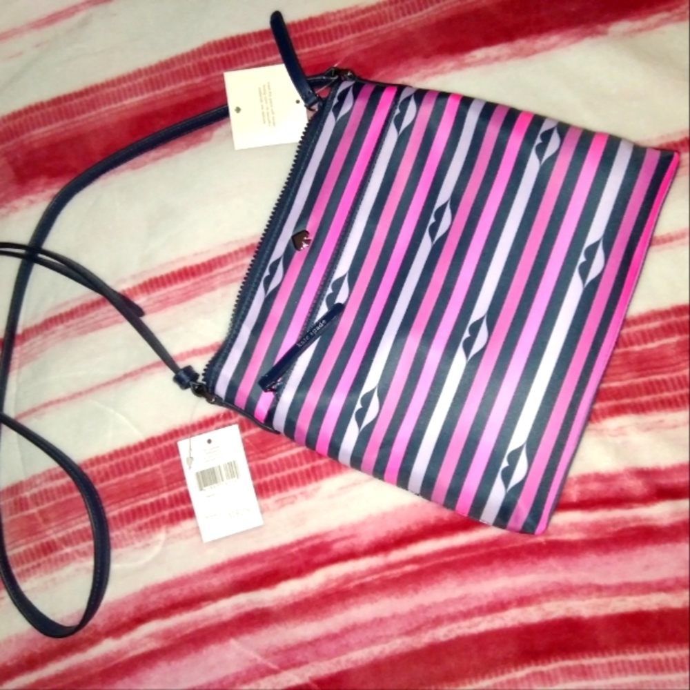 Kate Spade Lip Print Multi Pink Crossbody Purse 👛